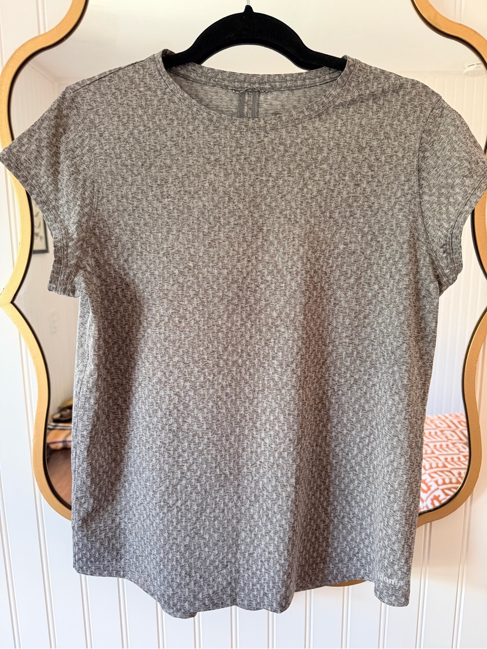 Patagonia Heather Gray Short Sleeve Crew Neck Tee